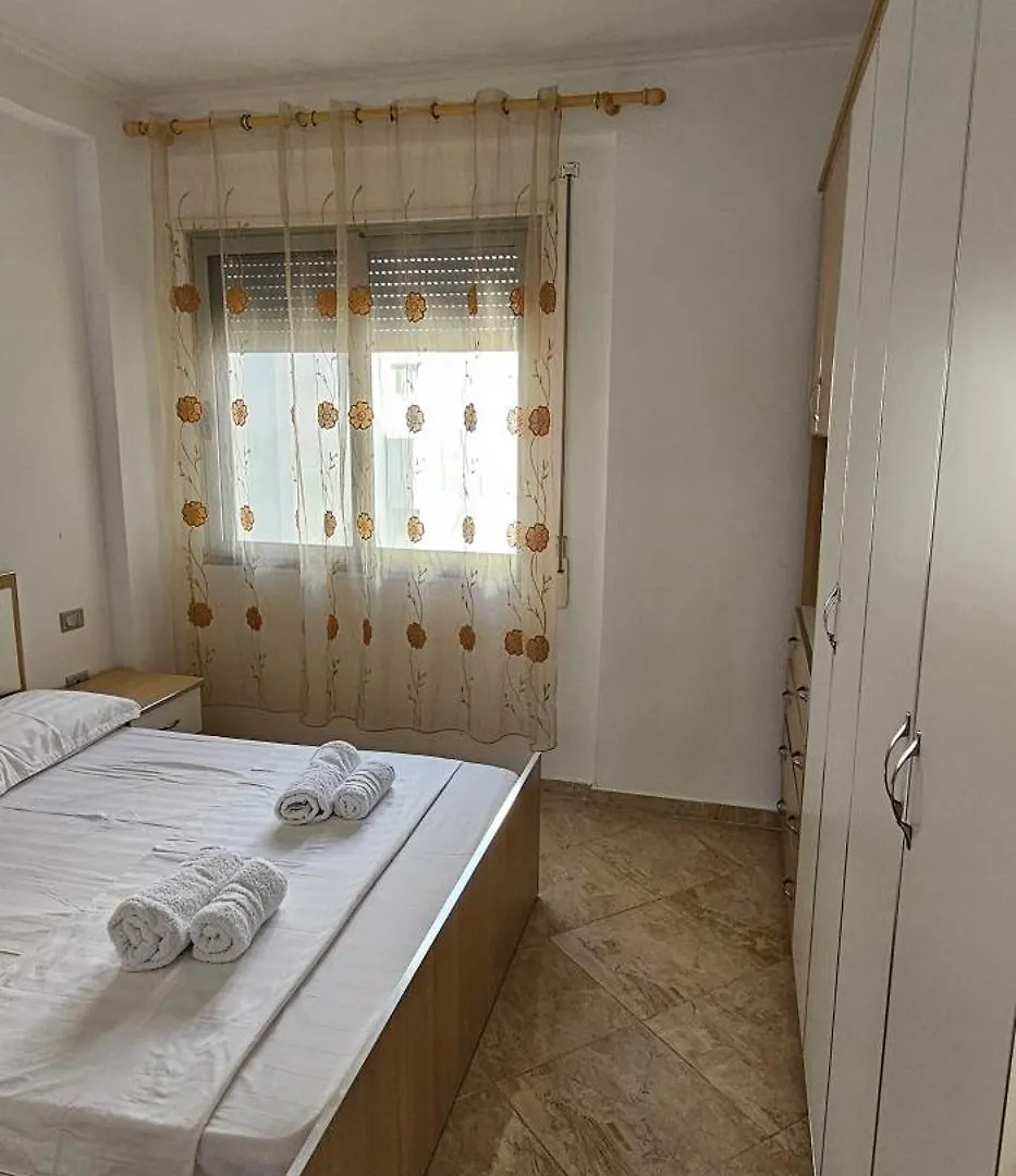 Xho-El Apartament Vlorë Albanien